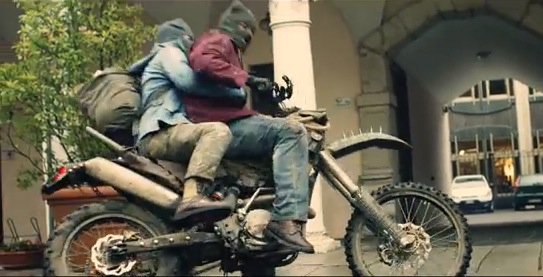 TOYO TIRES ×ACミラン コラボ動画『Chase in Milan by TOYO TIRES』