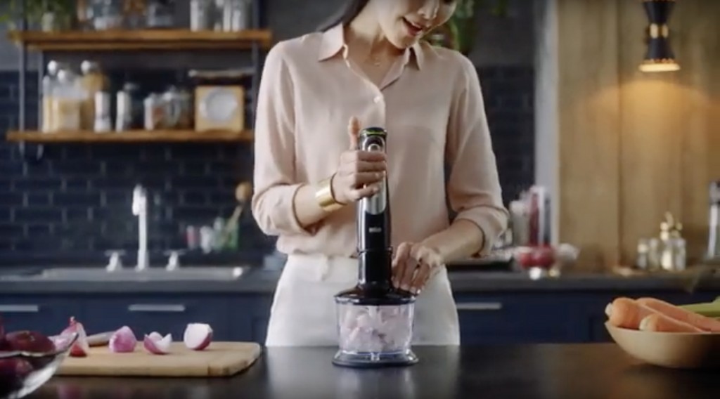 BRAUN ハンドブレンダーTVCM「ラクでき料理、はじめよう」篇