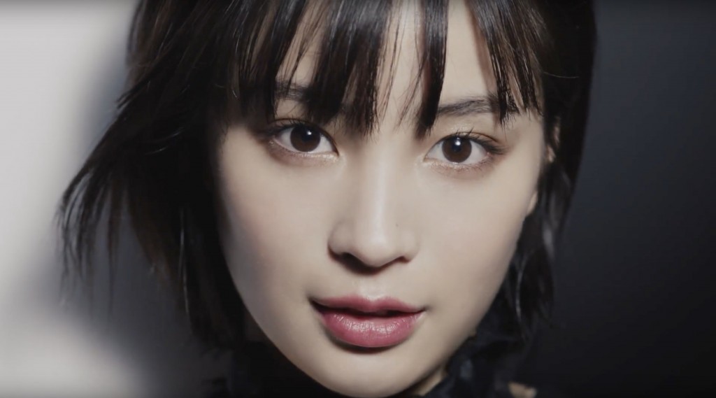 SUZUKI ワゴンRスティングレーTVCM「STRONG BEAUTYな広瀬さん」篇