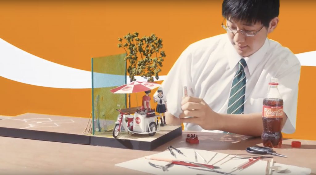 Coca-Cola TVCM「カラーボトル登場」篇 Little Green Monster、サブキャスト