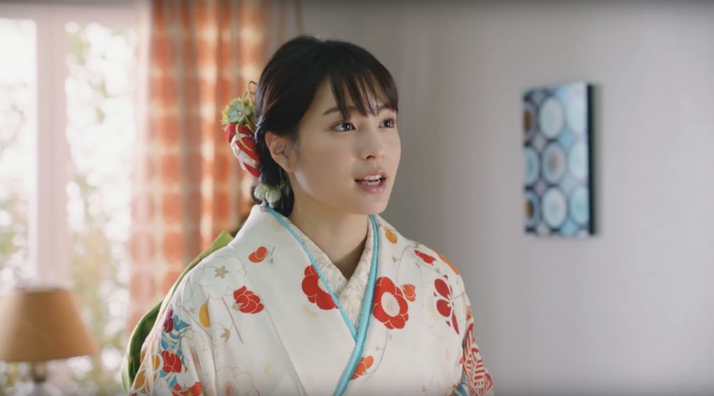 FUJIFILM TVCM「お正月を写そう♪2019 それぞれのウォールデコ」篇 広瀬すず