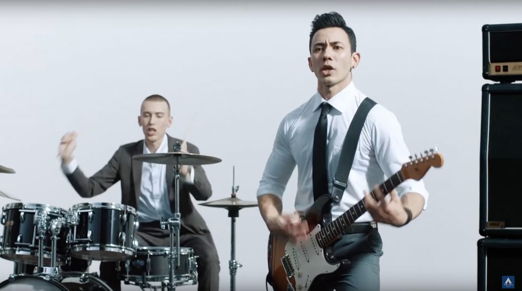 洋服の青山 TVCM『URBAN SETTER』篇