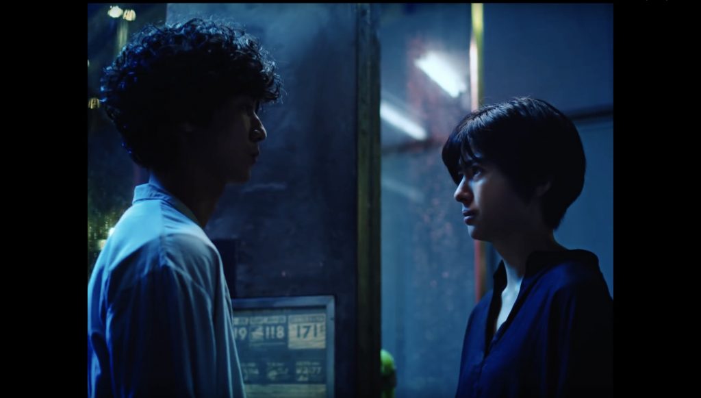 平井 堅 『#302』MV 佐久間由衣