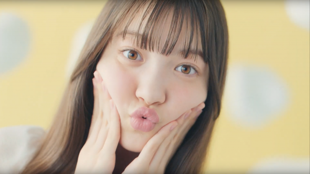 モスバーガーTVCM 「MOS クリームチーズガール2020」篇 雑賀サクラ