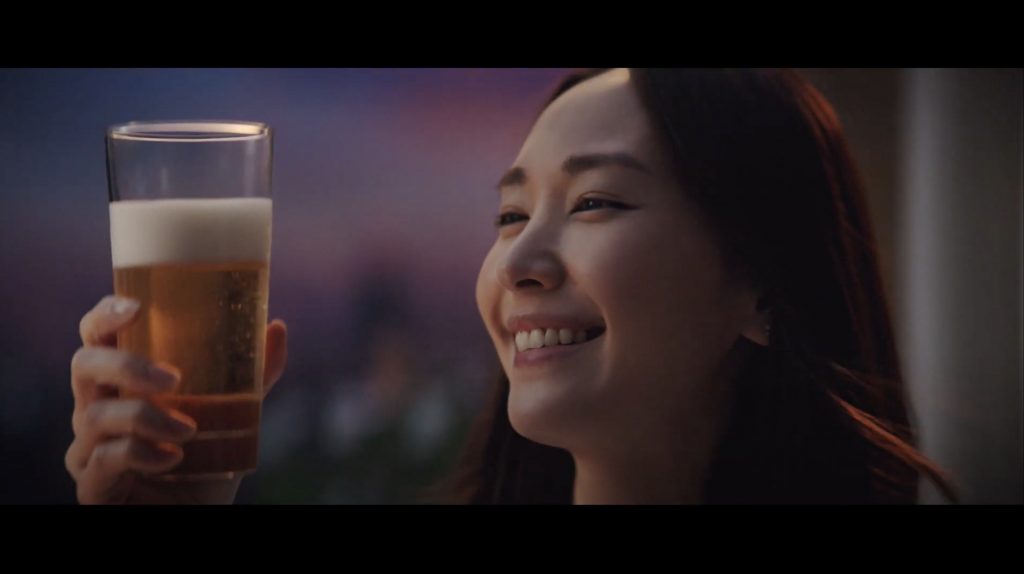 アサヒ生ビール CM 「横丁とおつかれ生です」篇 新垣結衣