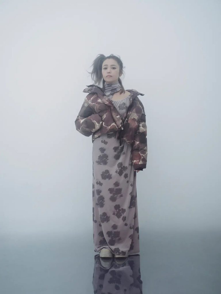 GINZA web Canada Goose ×Chara ピースフルな旋律 “冒険”へと誘うファンクショナルダウン