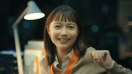 マクドナルド 月見スイーツ「今日にエール」篇 宮崎あおい