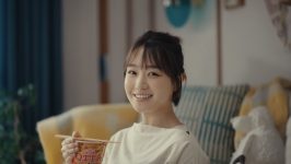 MARUCHAN QTTA　CM「クッタくん　歌う」篇　奈緒