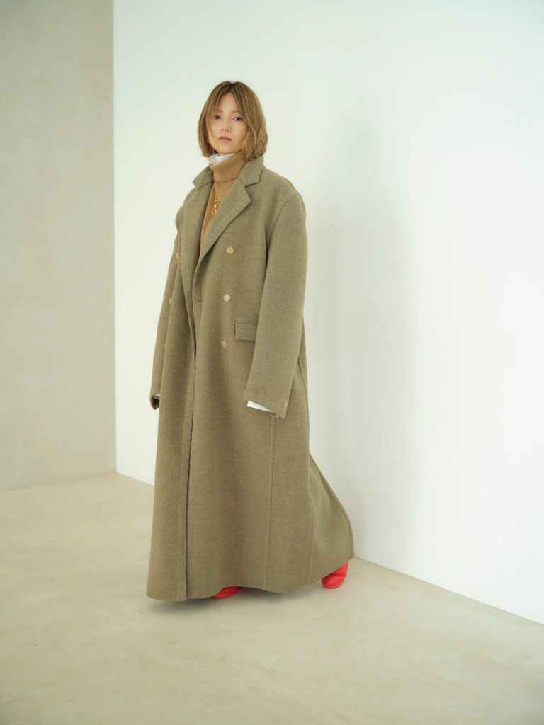SPUR.jp 「宮﨑あおい meets CELINE シックの美学」