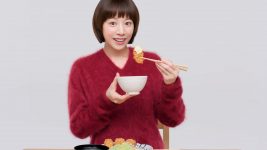 やよい軒CM「～濃厚な海の恵み～ かきフライ定食」篇 夏帆